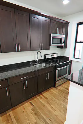 Rented by PMG Real Estate  | media 7