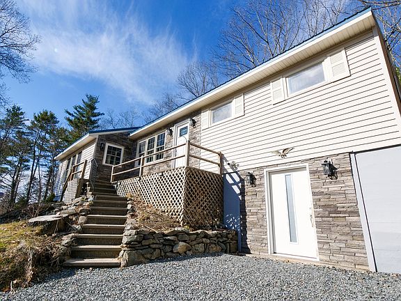 2nd image of 16 Gardner Road