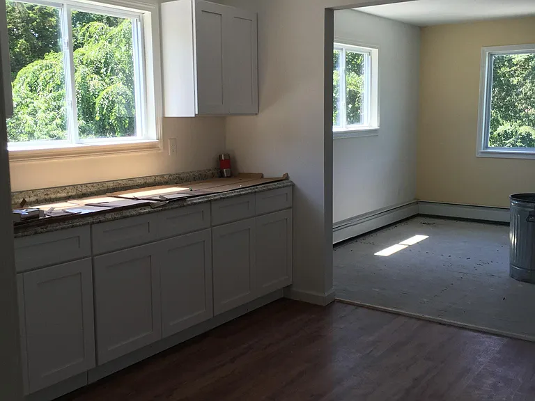380 Main St #1 — Photo 1