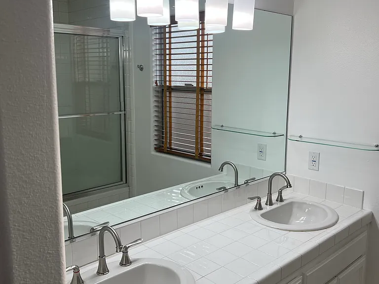 10025 Topanga Canyon Blvd #110 — Photo 4