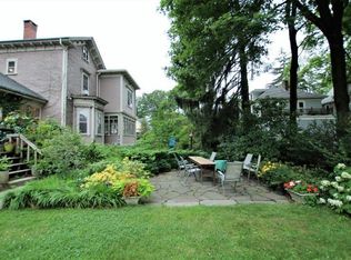 26 Larch St, Providence, RI 02906