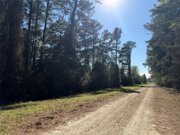 4748 County Road 148, Bedias, TX 77831