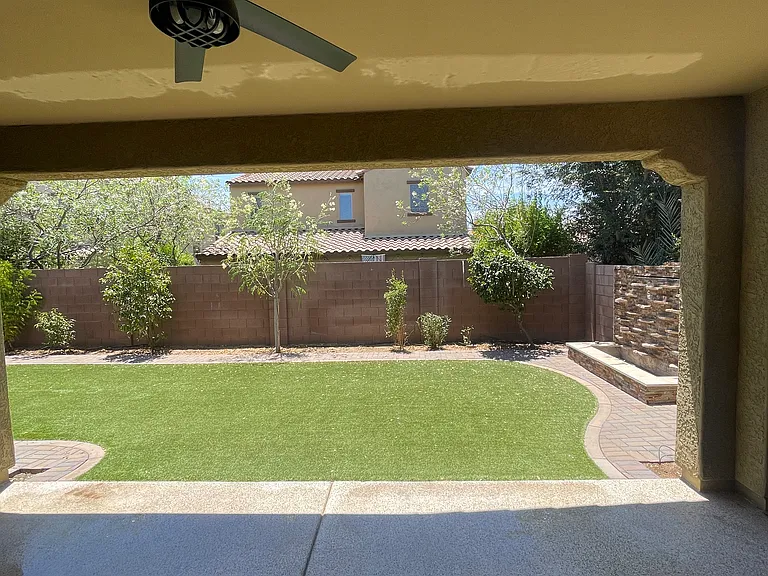 4425 E Muriel Dr — Photo 36