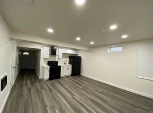 353 Daleview Dr #1, Glen Burnie, MD 21060