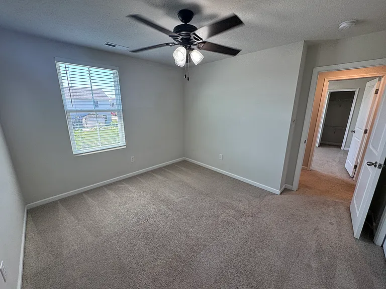 204 Dietz Dr — Photo 30
