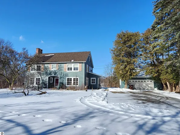 313 E Saginaw St, Saint Louis, MI 48880