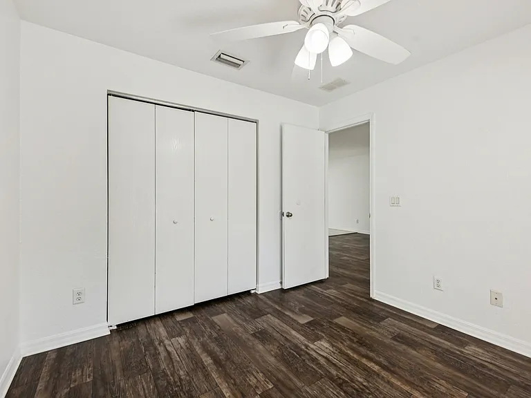 The Flats at Belleview — Photo 15