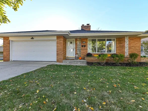 4709 West Anthony DRIVE, Greenfield, WI 53219