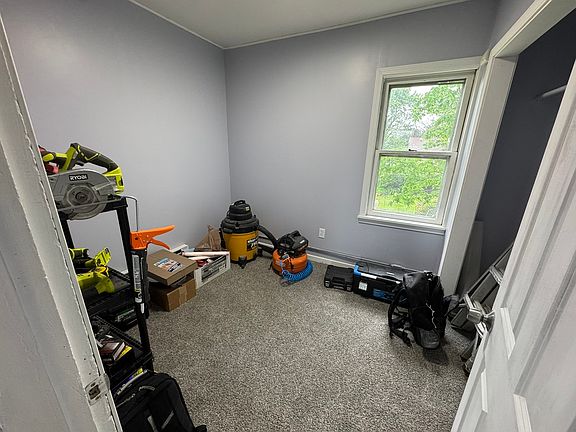 5th image of 243 Park St W #B
