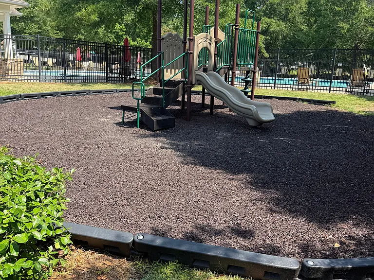 2023 Swimming Hole Cir — Photo 26