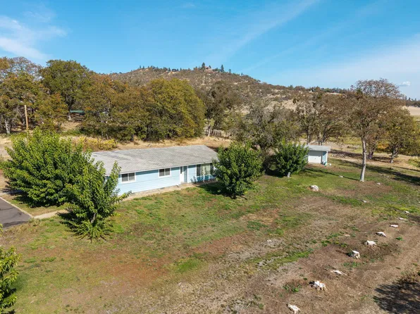 10994 Agate Rd, Eagle Pt, OR 97524