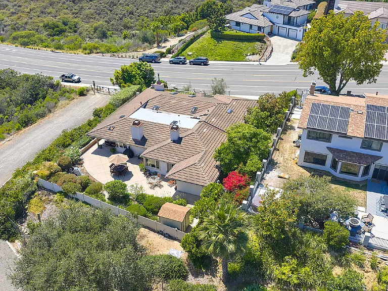 7118 El Fuerte St — Photo 43