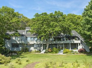 18 Waterview Ln, Setauket, NY 11733