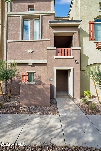 240 W Juniper Ave Photo 1