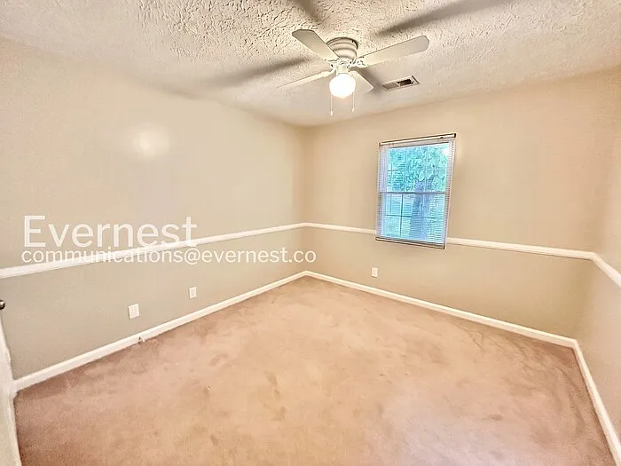 2771 Skyland Dr — Photo 9