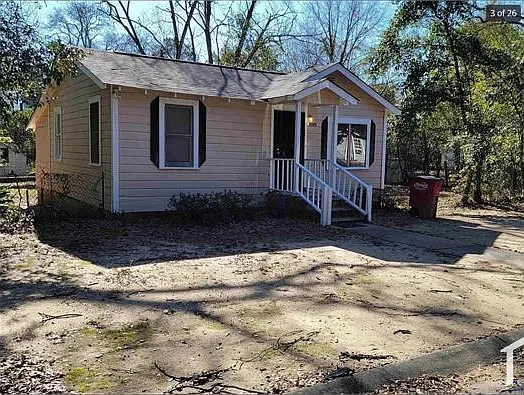 3 bed, 800 sqft, $1,200 — Photo 4