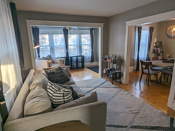2nd image of 3552 36th Ave S