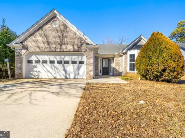 2498 Miller Oaks Cir, Decatur, GA 30035