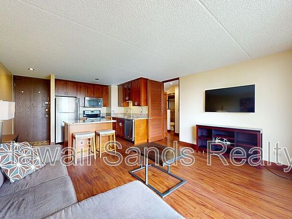 5th image of 411 Hobron Ln APT 804