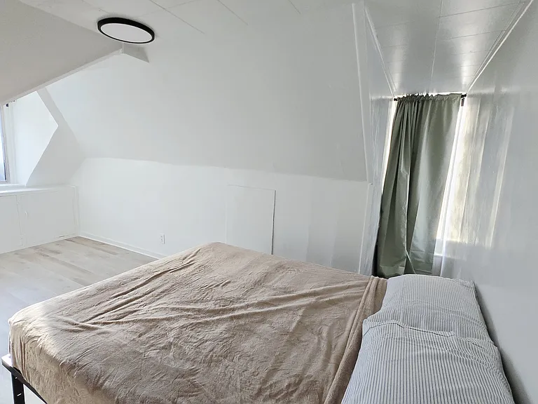 655 S Washington St #2 — Photo 14