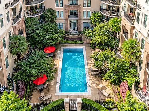 3rd image of 718 Trade St #412
