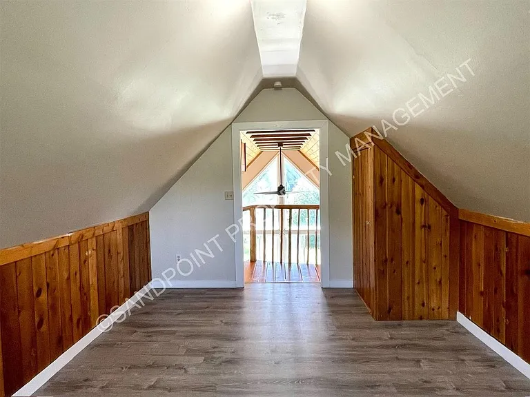 35 Hillcrest Dr — Photo 22