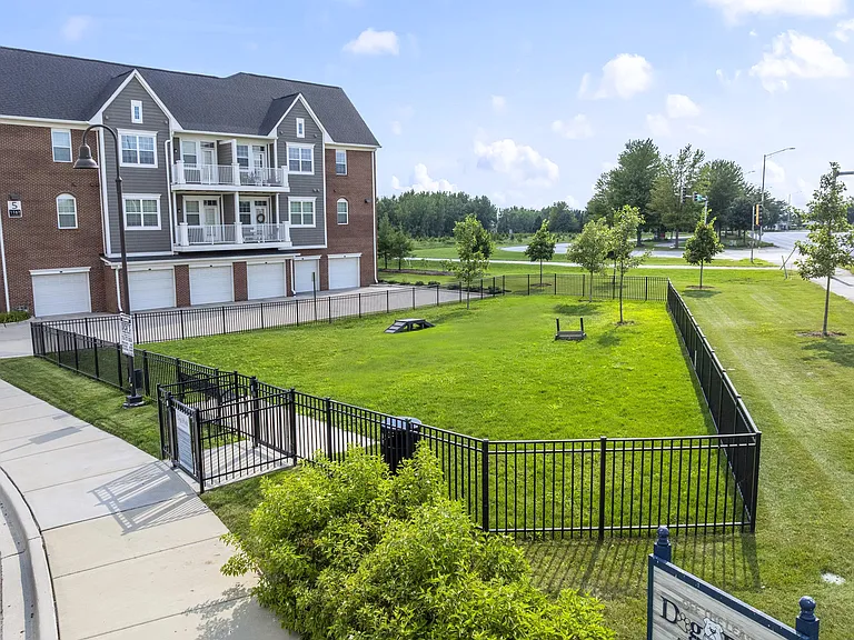 Village Place Apartments — Photo 55