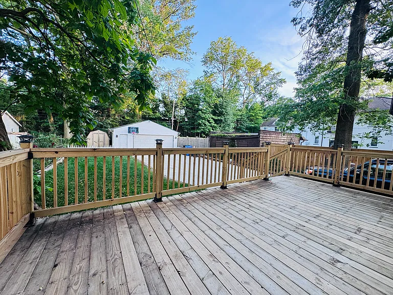 9809 Baltic Rd — Photo 30