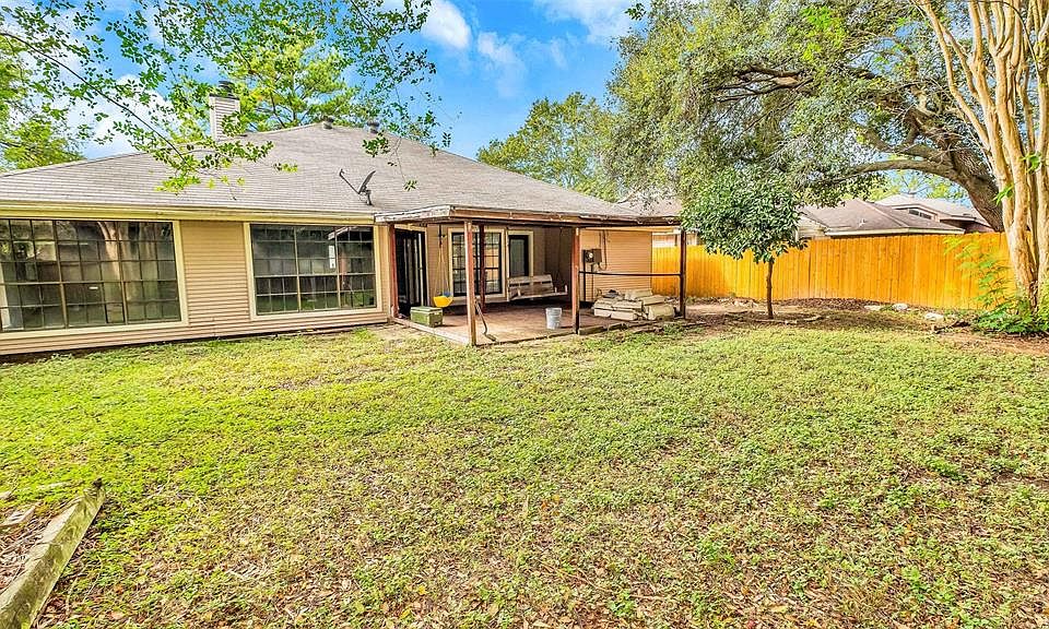 1st image of 8007 Manzano Dr