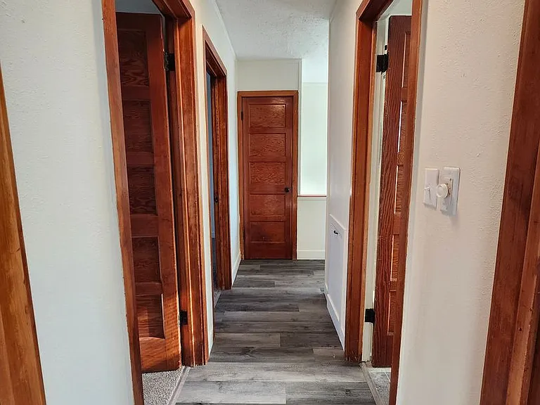 1500 Thayer Dr — Photo 16