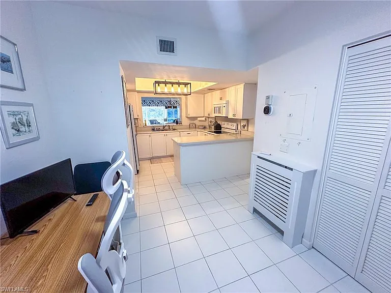 4240 Lake Forest Dr #413 — Photo 25