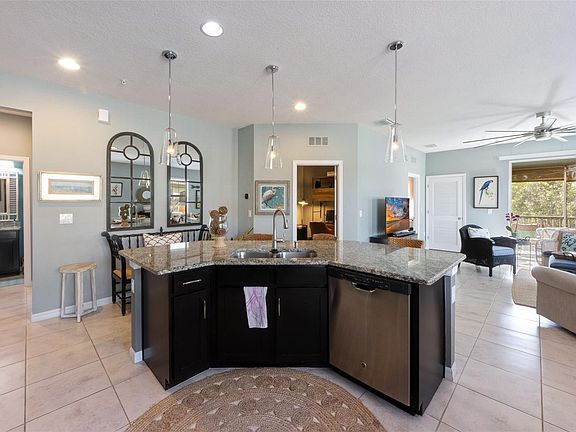 5th image of 3124 Oriole Dr Unit 104