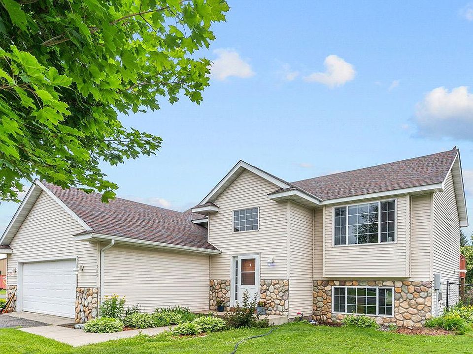 1st image of 303 Bavaria Ln