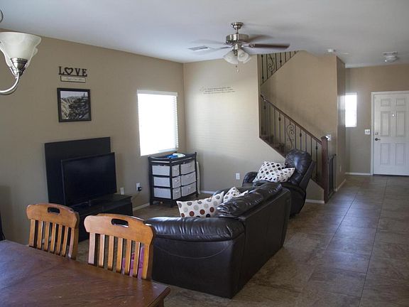 3rd image of 616 S Harry P Stagg Dr