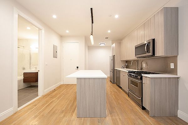1st image of 45 Beekman St APT 5N