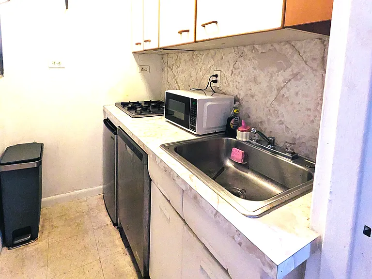 57 W 58th St #7BB — Photo 4