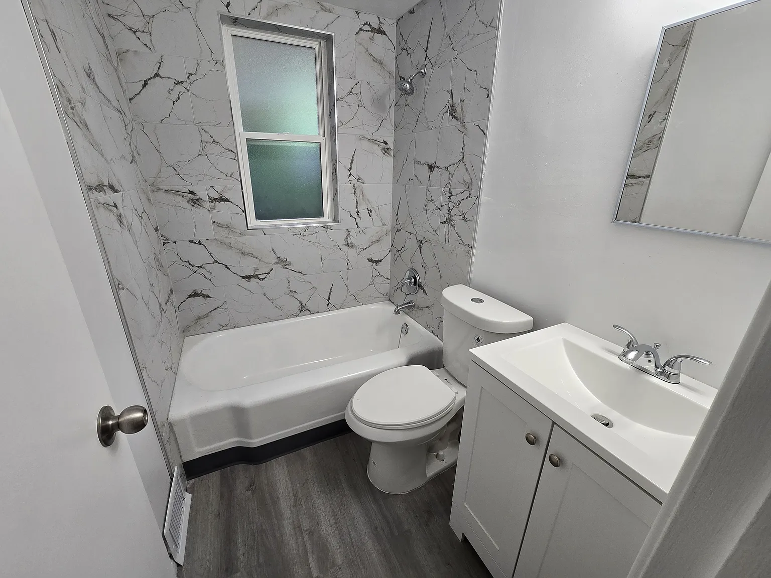 2 bed, 1464 sqft, $1,000 — Photo 2