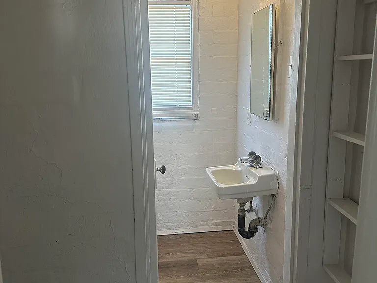 6598 Oasis Ave #6 — Photo 3