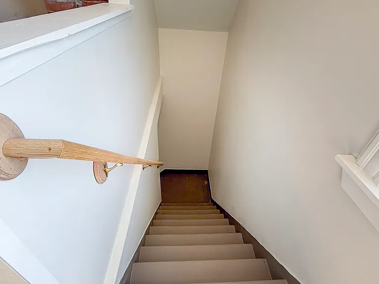 251 Fairfield Ave #2 — Photo 6