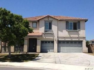 6813 Winterberry Way, Corona, CA 92880