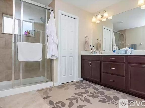 5th image of 3881 Tilbor Cir