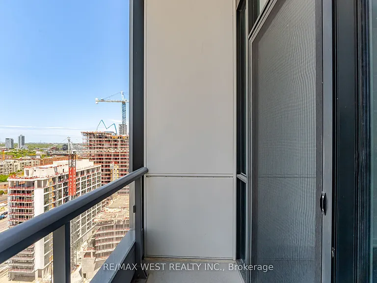 15 Richardson St #2101 — Photo 29