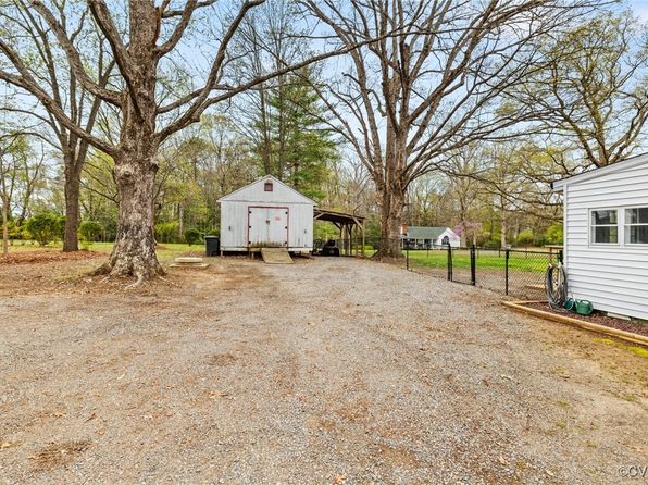 12088 Pinhook Rd, Rockville, VA 23146