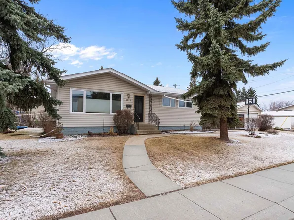 5804 112th St NW, Edmonton, AB T6H 3J5