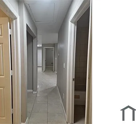 3 bed, 810 sqft, $2,299 — Photo 4
