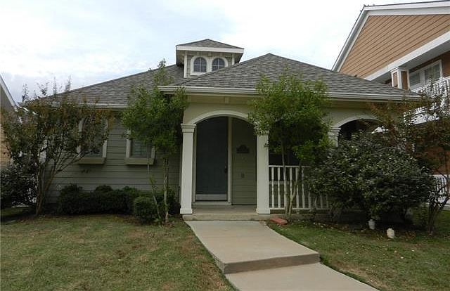 1st image of 1125 King George Ln
