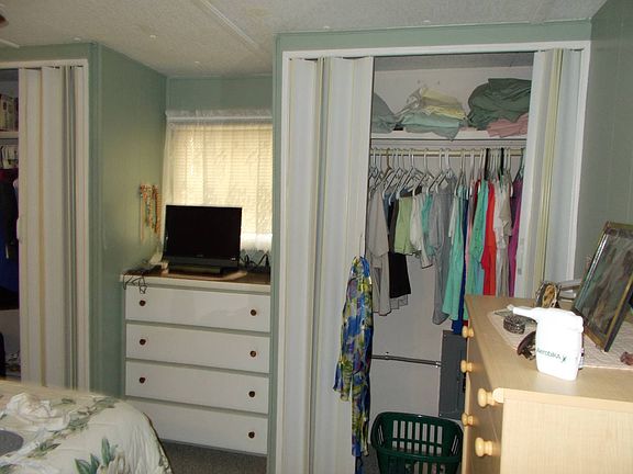 4th image of 10 Stephens Ave