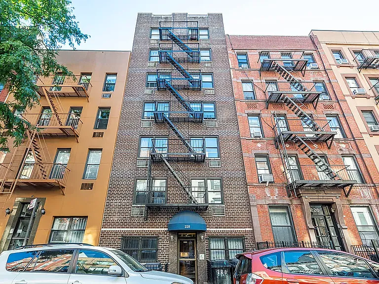 228 E 81st St #7D — Photo 5