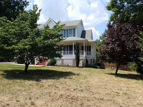 2nd image of 13906 Palomino Way