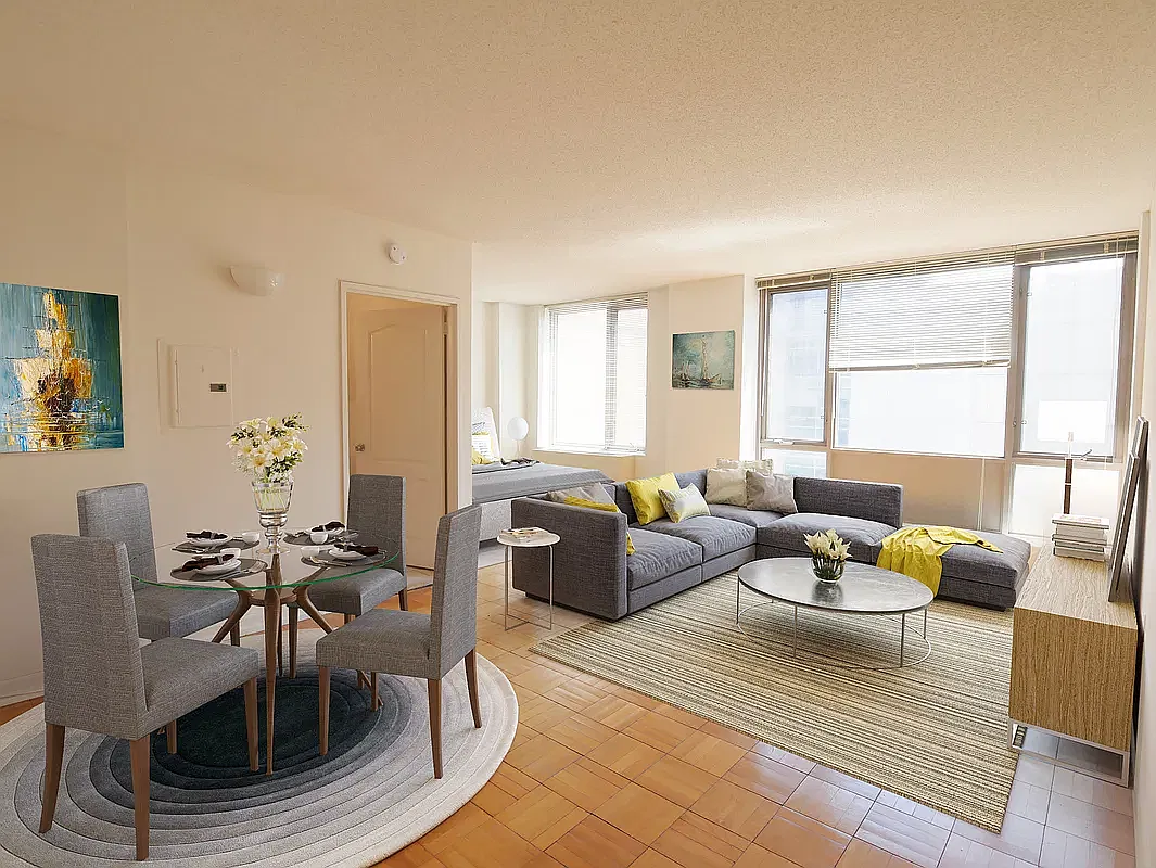 321 West 54th Street — Photo 1